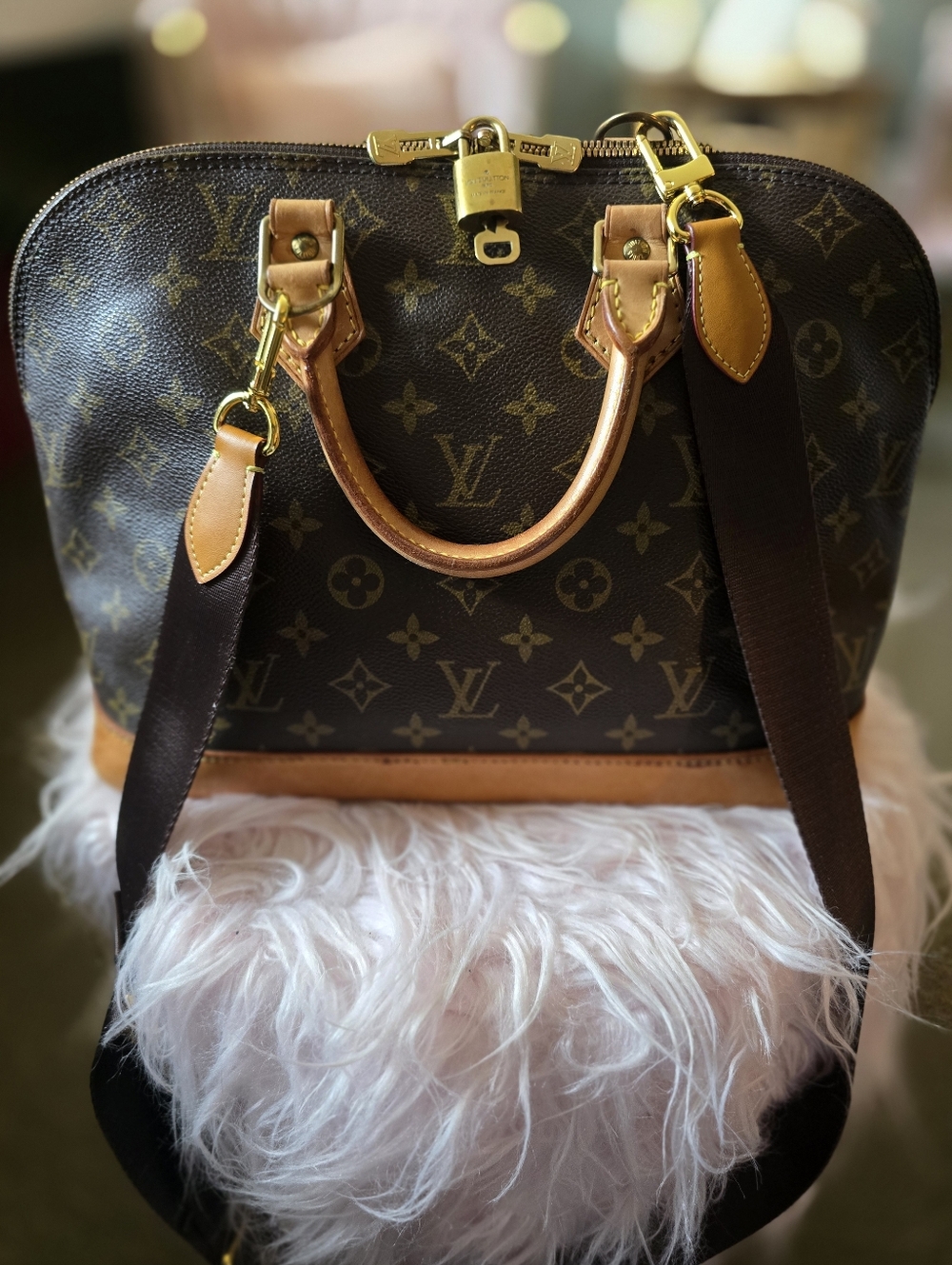 Louis Vuitton Monogram Alma PM